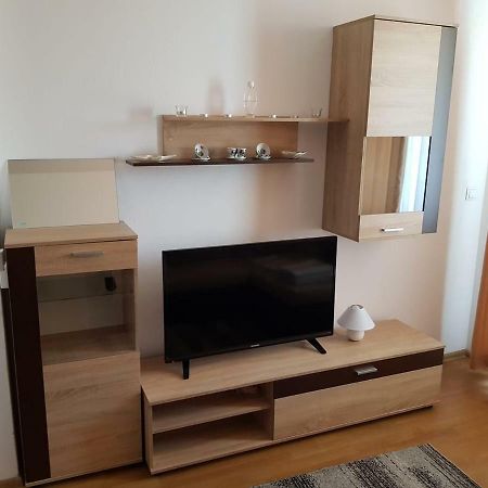 Aquapark Apartment Slăntjev Brjag Exteriör bild